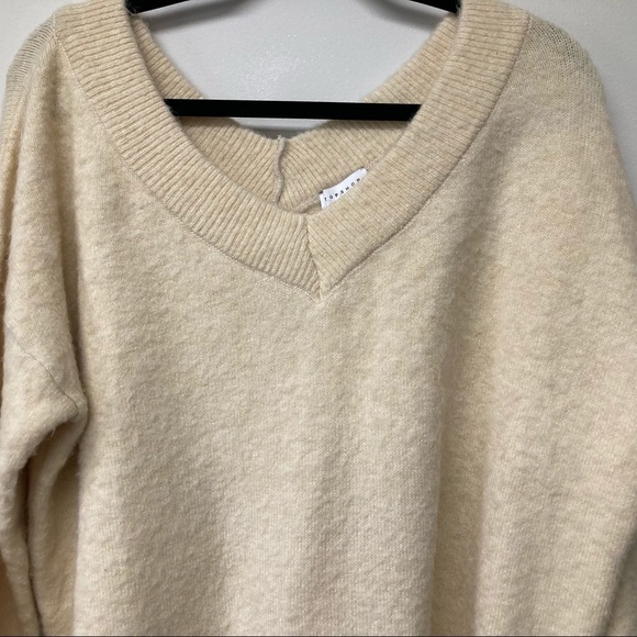 NWT Topshop Boucle V- Neck Sweater Cream - Picture 4 of 9